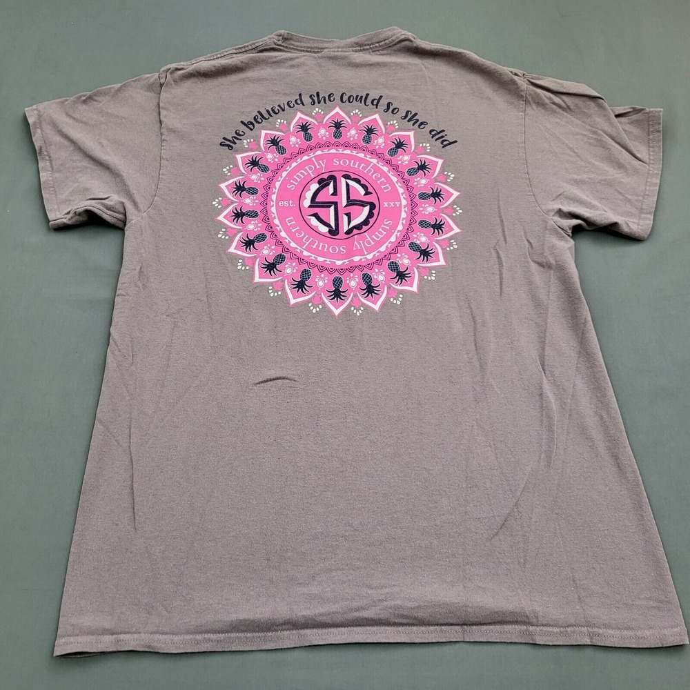 Simply Southern Shirt Womens L Gray She Believed She Could Short Sleeve Tee